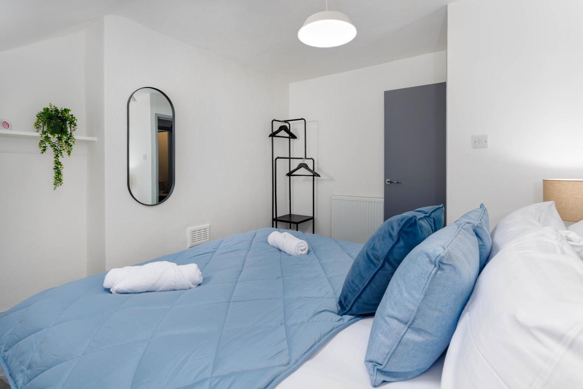 Newly Renovated Apartments In Liverpool - Extended Stay Экстерьер фото
