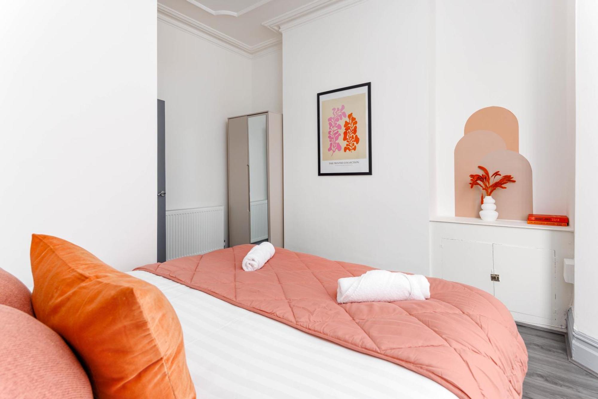 Newly Renovated Apartments In Liverpool - Extended Stay Экстерьер фото