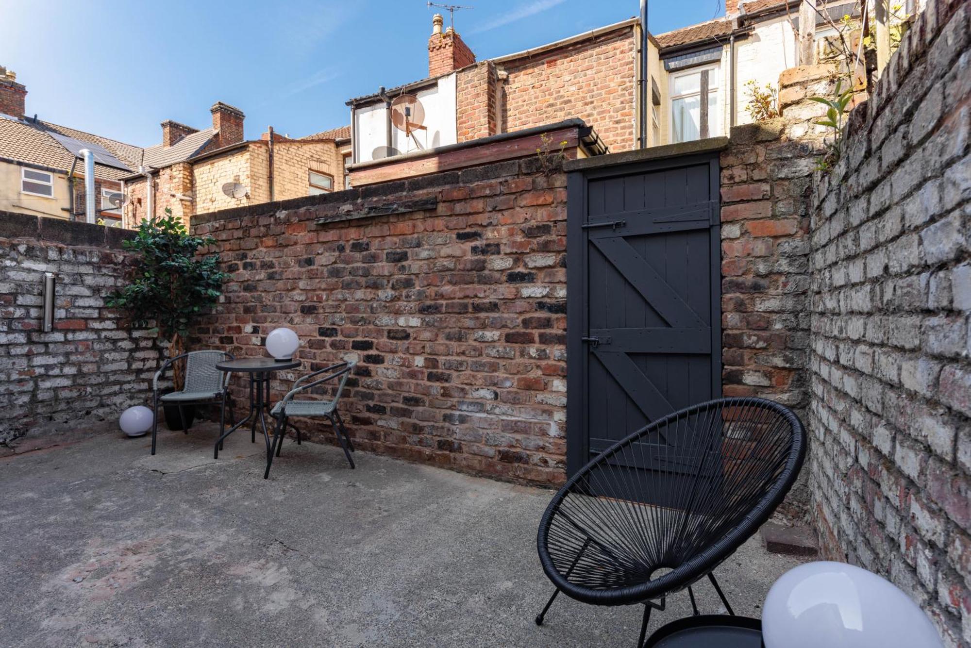 Newly Renovated Apartments In Liverpool - Extended Stay Экстерьер фото